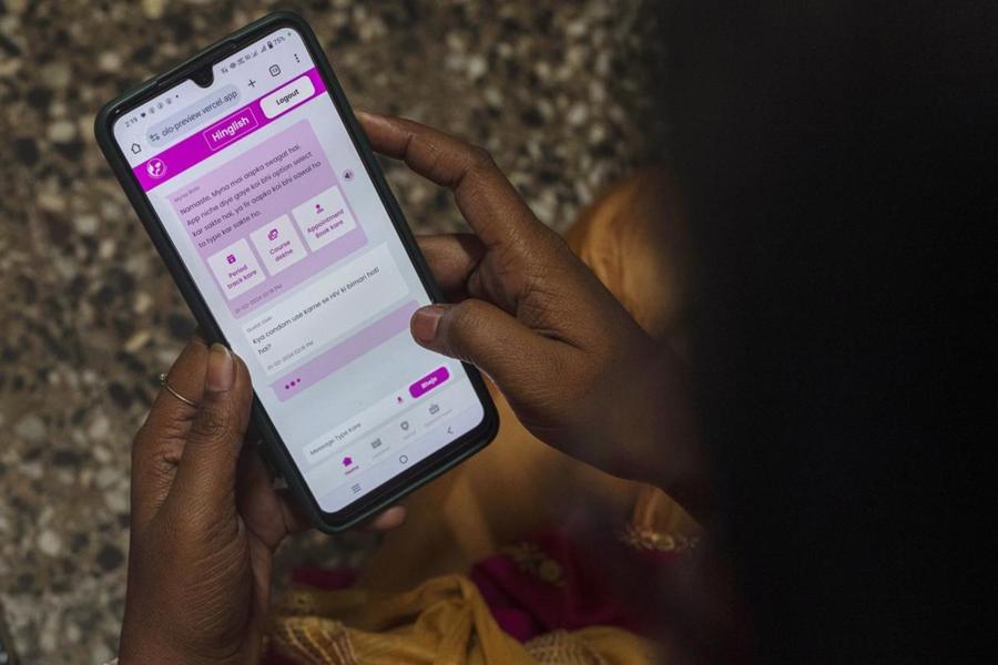 Chatbot Myna Bolo được hỗ trợ bởi tr&iacute; tuệ nh&acirc;n tạo, trợ gi&uacute;p chăm s&oacute;c sức khỏe sinh sản cho phụ nữ Ấn Độ.