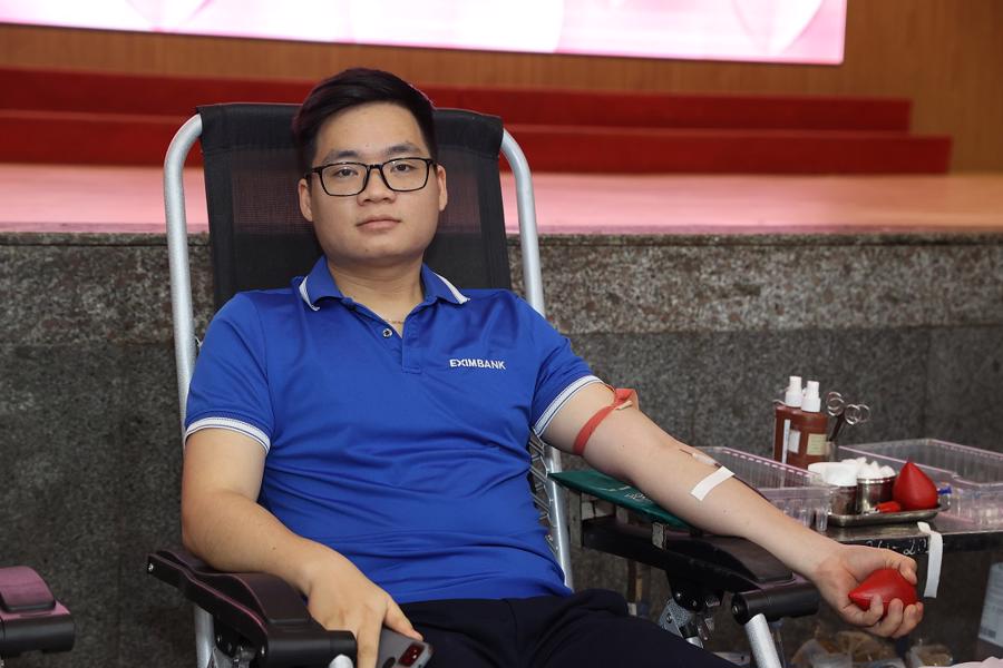 Eximbank tổ chức ngày hội hiến máu vì cộng đồng năm 2024 - Ảnh 3