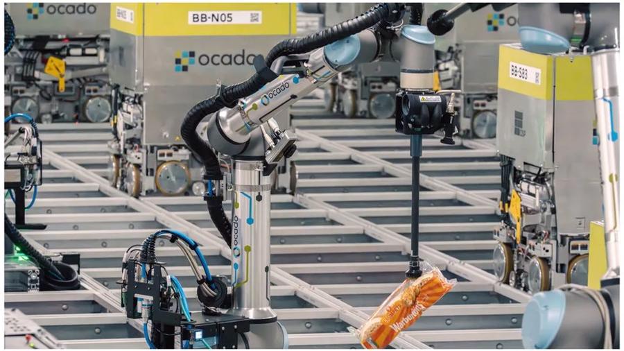 C&aacute;nh tay robot đang được ph&aacute;t triển để xử l&yacute; nhiều loại h&agrave;ng ho&aacute; hơn