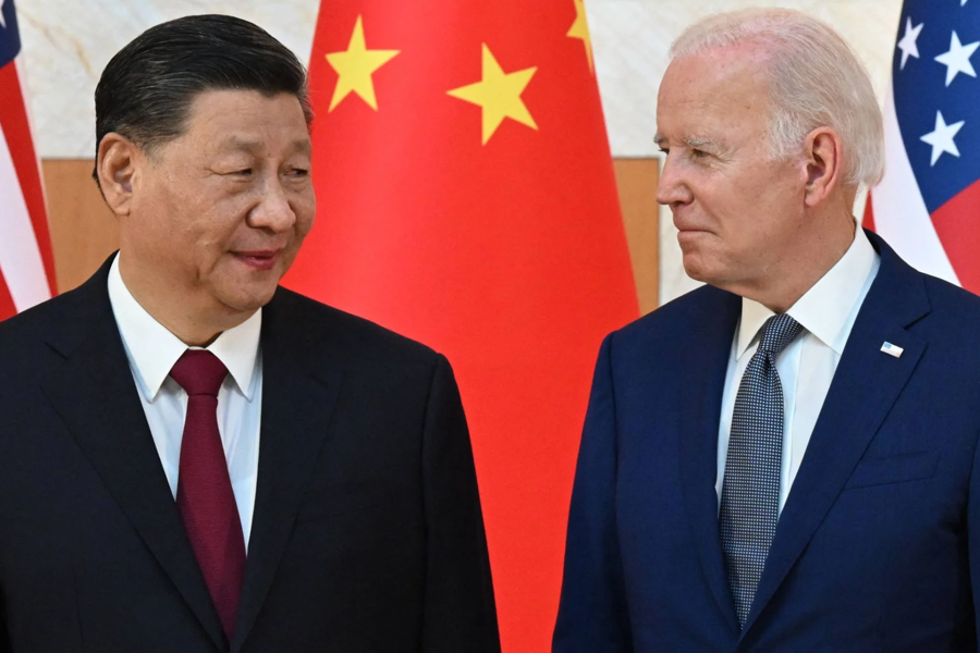 Chủ tịch Trung Quốc Tập Cận B&igrave;nh v&agrave; Tổng thống Mỹ Joe Biden - Ảnh: SCMP