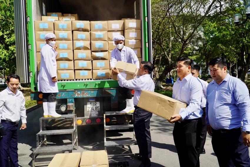 Một doanh nghiệp Đồng Tháp vừa xuất khẩu 15 tấn củ sen cấp đông đầu tiên sang thị trường Nhật. 
