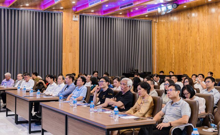 Các khách mời tới dự Lễ kỷ niệm 3 năm ngày thành lập AVSE Global tại Hà Nội.
