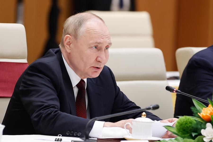 Tổng thống Li&ecirc;n bang Nga Vladimir Vladimirovich Putin ph&aacute;t biểu. Ảnh VGP/Nhật Bắc