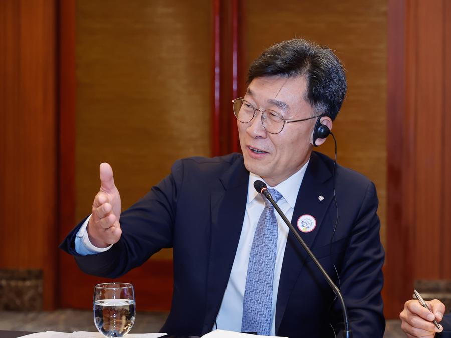 Hàn Quốc sẵn sàng hợp tác với Việt Nam về bán dẫn, trí tuệ nhân tạo - Ảnh 4