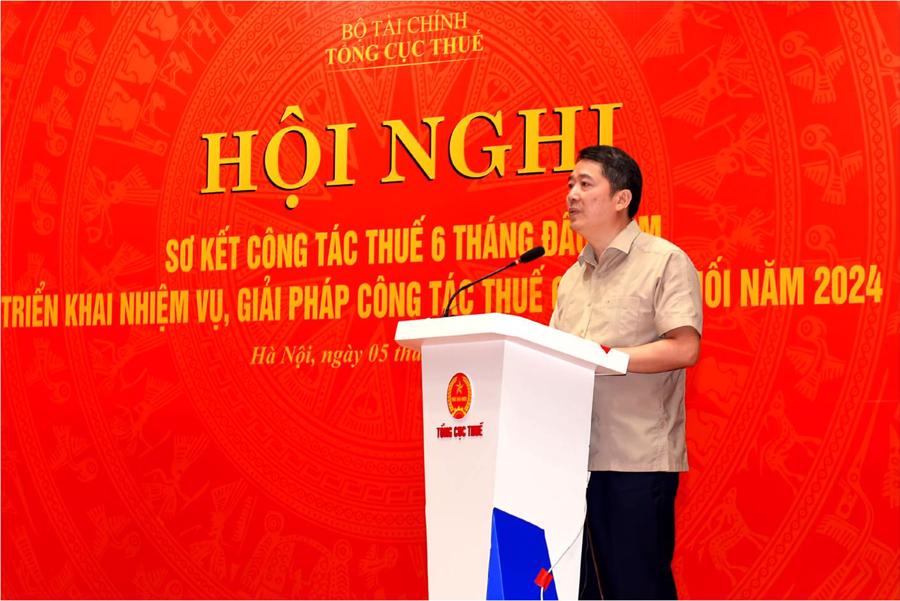 Thứ trưởng Cao Anh Tuấn ph&aacute;t biểu chỉ đạo tại hội nghị.