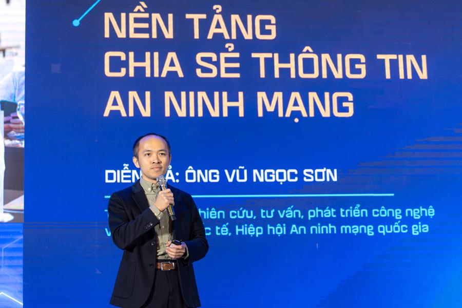 &Ocirc;ng Vũ Ngọc Sơn, Trưởng ban Nghi&ecirc;n cứu, tư vấn, ph&aacute;t triển c&ocirc;ng nghệ v&agrave; Hợp t&aacute;c quốc tế, Hiệp hội an ninh mạng quốc gia: &ldquo;Chia sẻ th&ocirc;ng tin l&agrave; c&aacute;ch tốt nhất gi&uacute;p c&aacute;c th&agrave;nh vi&ecirc;n của Hiệp hội c&oacute; được bức tranh to&agrave;n cảnh, cập nhật c&aacute;c th&ocirc;ng tin t&igrave;nh b&aacute;o an ninh mạng mới nhất. Từ đ&oacute; gi&uacute;p c&aacute;c tổ chức nhận diện nguy cơ mới, chủ động tăng cường, đảm bảo an ninh&rdquo;.