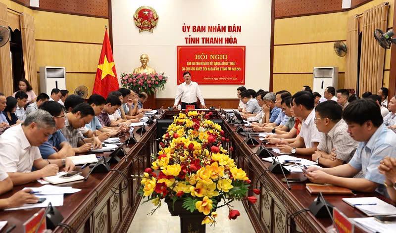 &Ocirc;ng Mai Xu&acirc;n Li&ecirc;m, Ph&oacute; Chủ tịch UBND tỉnh Thanh H&oacute;a ph&aacute;t biểu tại cuộc họp