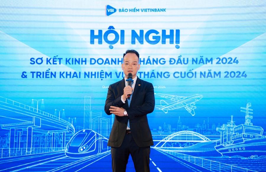 Chủ tịch HĐQT Nguyễn Huy Quang phát biểu tại Hội nghị.