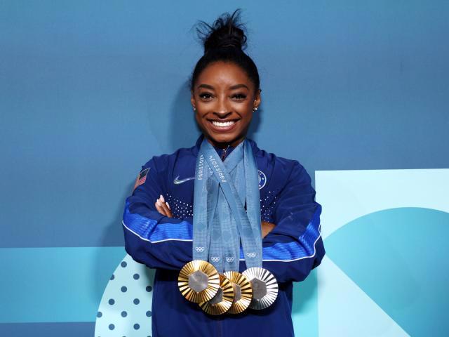 Vận động vi&ecirc;n thể dục dụng cụ Simone Biles