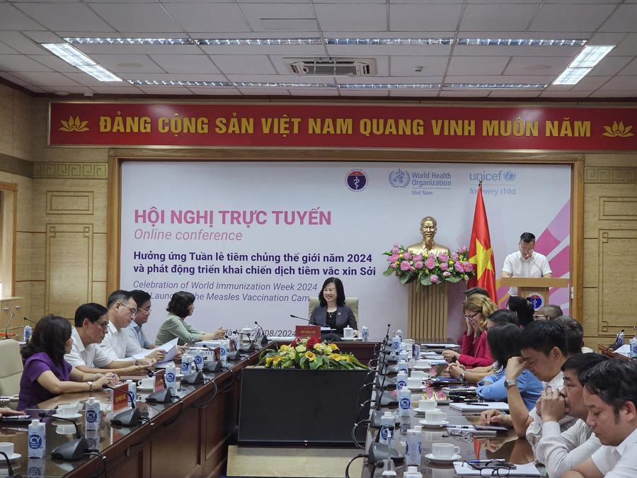 To&agrave;n cảnh hội nghị.