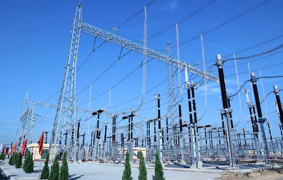 Trạm biến &aacute;p 500 kV Thanh H&oacute;a (x&atilde; Thiệu Ph&uacute;c, huyện Thiệu H&oacute;a), nơi diễn ra lễ kh&aacute;nh th&agrave;nh đường d&acirc;y 500 kV mạch 3 tại điểm cầu Thanh H&oacute;a.