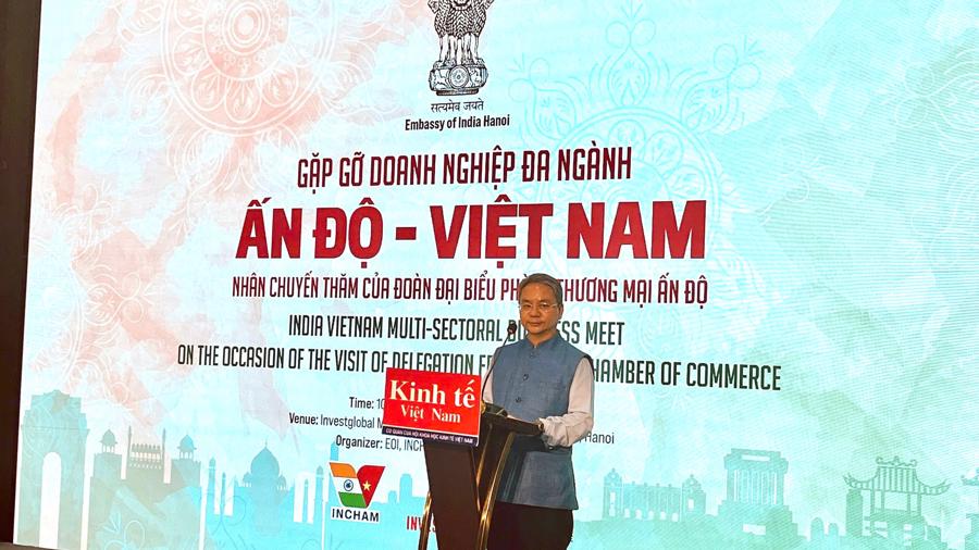 Mr. S. Chinpau Ngaihte, First Secretary of the Indian Embassy in Vietnam.