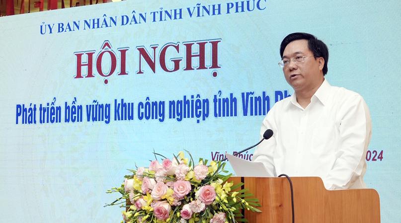 Chủ tịch UBND tỉnh Vĩnh Ph&uacute;c n&ecirc;u nghịch l&yacute; trong khi nhiều khu c&ocirc;ng nghiệp c&oacute; gi&aacute; thu&ecirc; rất cao th&igrave; tỷ lệ lấp đầu của c&aacute;c khu c&ocirc;ng nghiệp tr&ecirc;n địa b&agrave;n tỉnh lại thấp hơn b&igrave;nh qu&acirc;n cả nước.