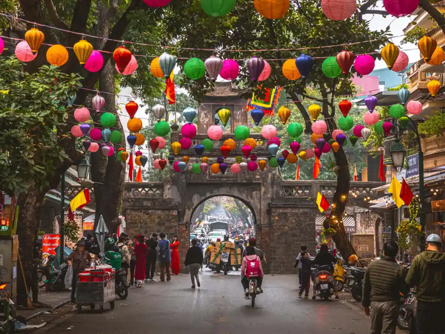 Thêm “sắc màu” cho tour du lịch thu Hà Nội - Ảnh 1