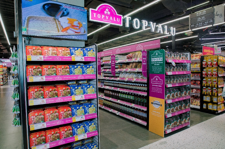 TOPVALU street at AEON Ta Quang Buu introduces AEON private brand products