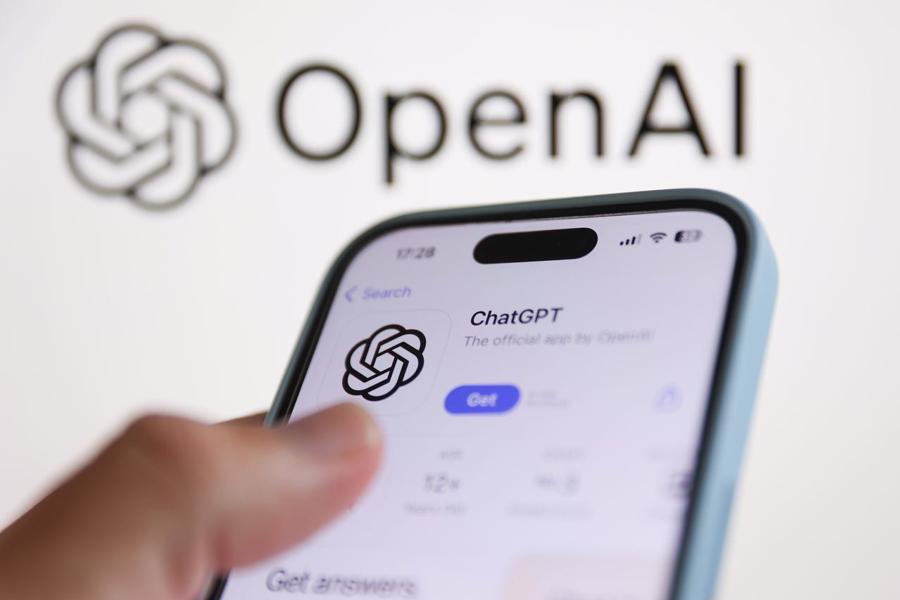 OpenAI cho biết bất kỳ c&aacute;ch sử dụng c&ocirc;ng nghệ như vậy n&agrave;o cũng kh&ocirc;ng được ph&eacute;p che giấu rằng n&oacute; l&agrave; AI chứ kh&ocirc;ng phải con người