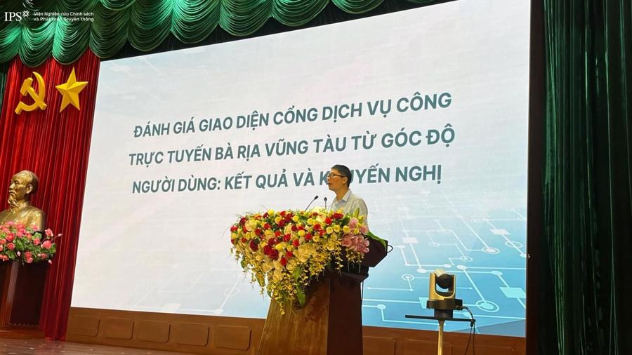 &Ocirc;ng Nguyễn Quang Đồng cho rằng quy tr&igrave;nh xử l&yacute; thủ tục h&agrave;nh ch&iacute;nh cần được thiết kế lại để ph&ugrave; hợp với m&ocirc;i trường số, thay v&igrave; giữ nguy&ecirc;n quy tr&igrave;nh giấy tờ.