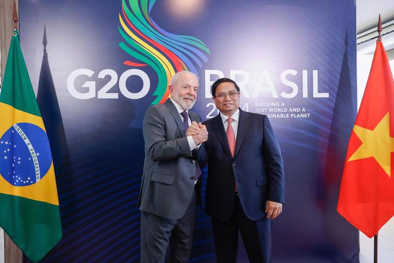 Thủ tướng Phạm Minh Ch&iacute;nh v&agrave; Tổng thống Luiz In&aacute;cio Lula da Silva đ&atilde; nhất tr&iacute; n&acirc;ng cấp quan hệ Việt Nam - Brazil l&ecirc;n Đối t&aacute;c chiến lược. Ảnh: VGP