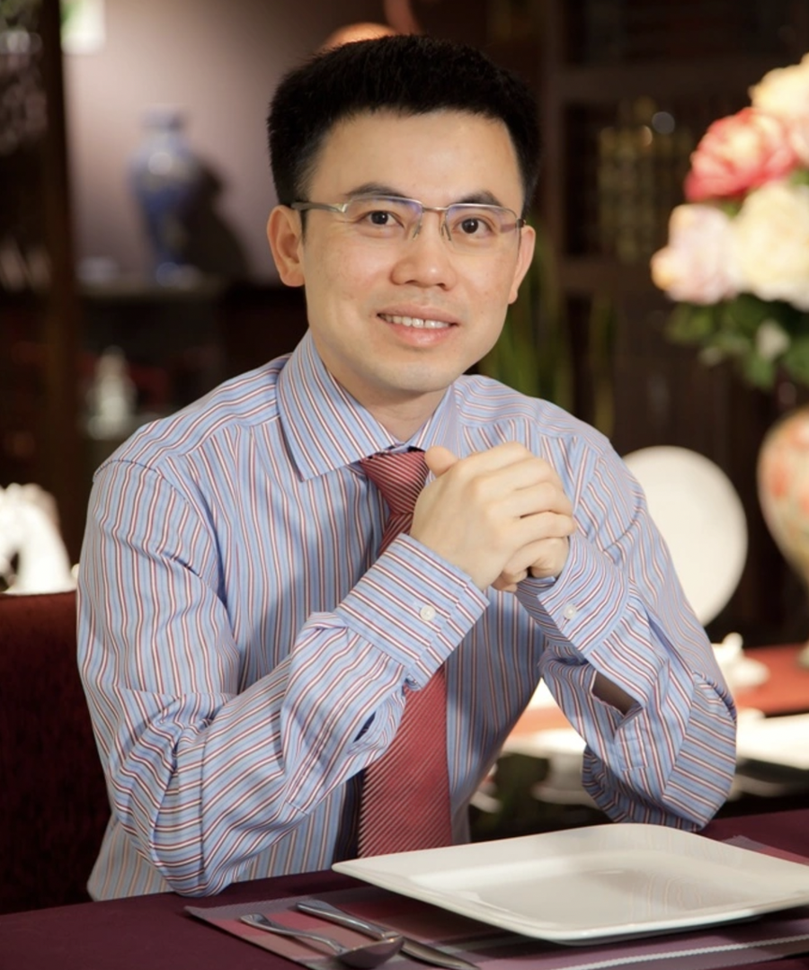 Mr. Ly Huy Sang, General Director of Minh Long I Ceramics and Porcelainwares