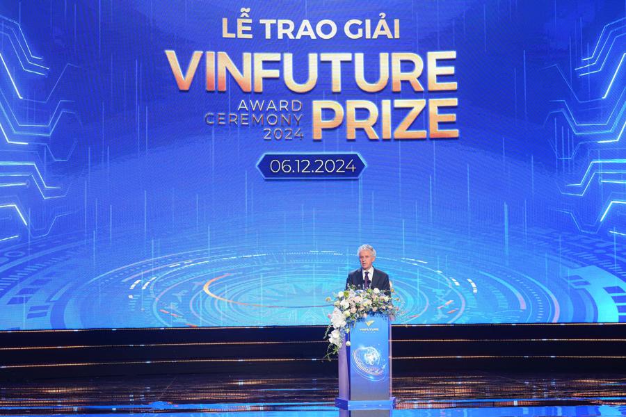 Gi&aacute;o sư Richard Henry Friend, Chủ tịch Hội đồng Giải thưởng VinFuture