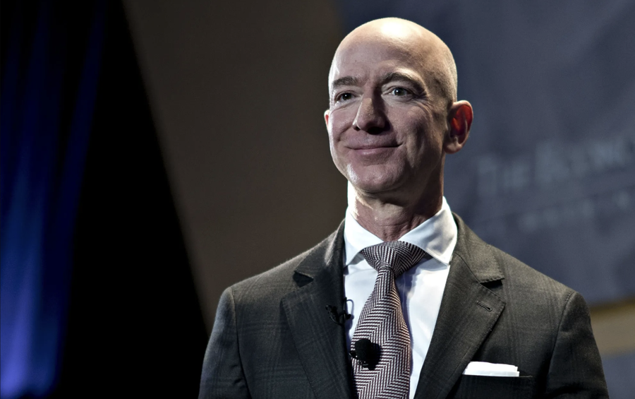 Nh&agrave; s&aacute;ng lập Jeff Bezos của Bloomberg từng c&oacute; mối quan hệ kh&ocirc;ng mấy &ecirc;m đẹp với &ocirc;ng Trump - Ảnh: Bloomberg.