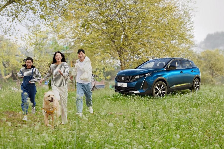 Th&aacute;ng 12/2024, Peugeot 3008 sở hữu mức gi&aacute; cạnh tranh trong ph&acirc;n kh&uacute;c.