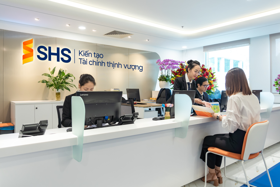 Chứng kho&aacute;n SHS li&ecirc;n tục ra mắt những sản phẩm hỗ trợ kh&aacute;ch h&agrave;ng tăng hiệu quả đầu tư.