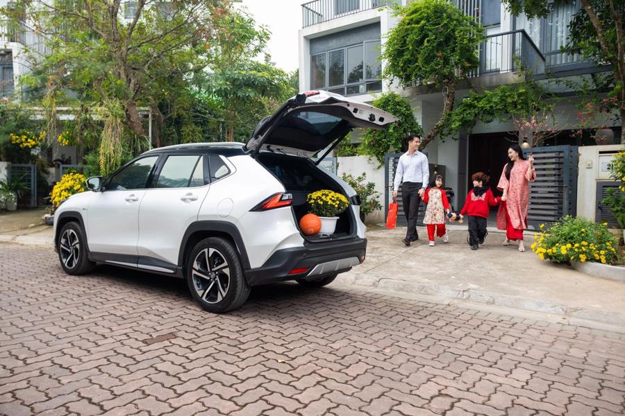 Yaris Cross l&agrave; một trong c&aacute;c mẫu xe c&oacute; ch&iacute;nh s&aacute;ch b&aacute;n h&agrave;ng hấp dẫn nhất th&aacute;ng 1/2025.