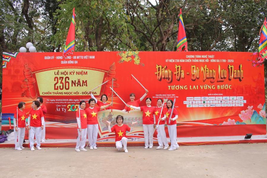 Lễ hội Đống Đa xu&acirc;n Ất Tỵ. Ảnh: Chu Kh&ocirc;i.
