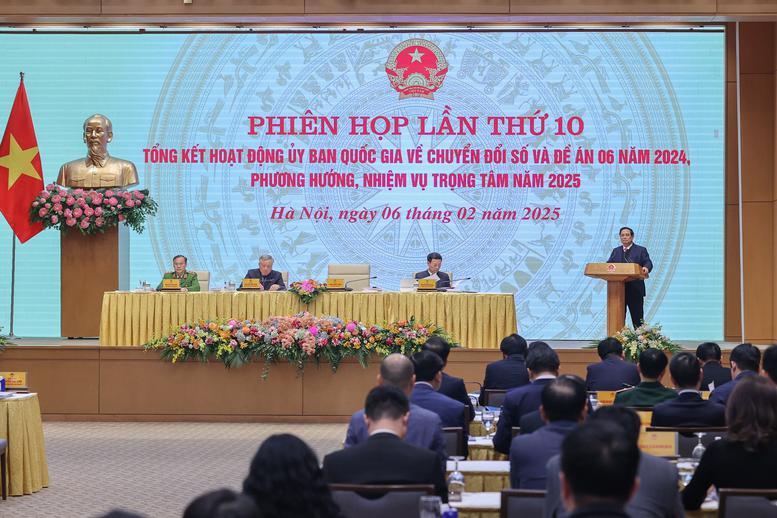 Thủ tướng Phạm Minh Ch&iacute;nh ph&aacute;t biểu tại phi&ecirc;n họp - Ảnh: VGP.&nbsp;