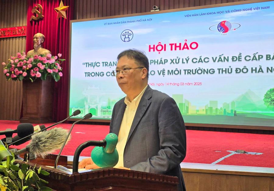 GS.VS. Ch&acirc;u Văn Minh, Chủ tịch Viện H&agrave;n l&acirc;m Khoa học v&agrave; C&ocirc;ng nghệ Việt Nam: "Vai tr&ograve; của khoa học v&agrave; c&ocirc;ng nghệ trong quản l&yacute; v&agrave; bảo vệ m&ocirc;i trường ng&agrave;y c&agrave;ng trở n&ecirc;n quan trọng".&nbsp;