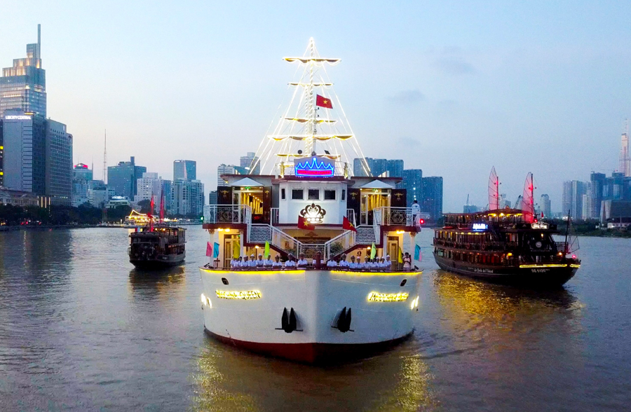 Công ty lữ hành mong muốn thúc đẩy du lịch đường sông, đưa dòng khách quay trở lại tấp nập cả ngày lẫn đêm.