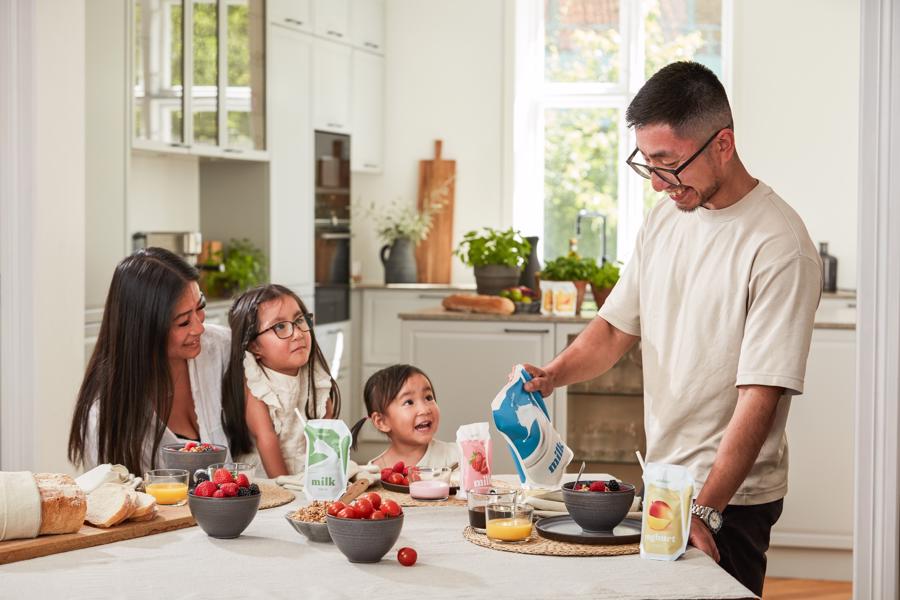 Consumers use UHT milk in Ecolean’s lightweight packaging. Photo: Ecolean
