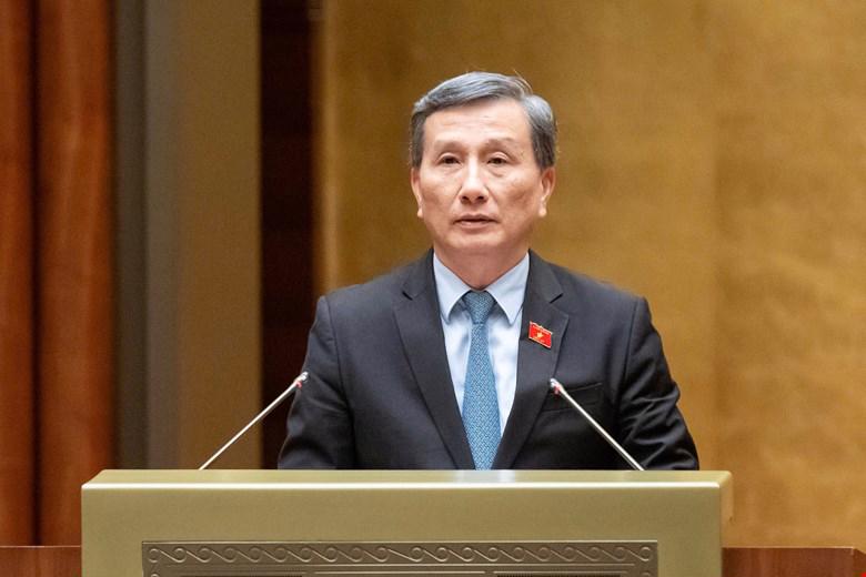 Chủ nhiệm Ủy ban Khoa học Công nghệ và Môi trường của Quốc hội Lê Quang Huy.