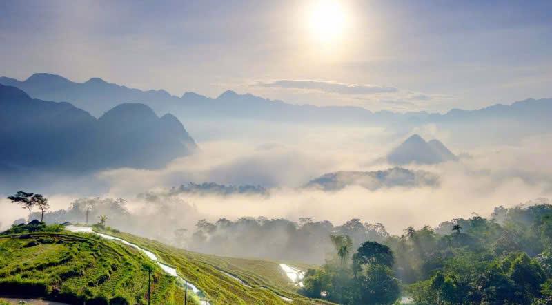 Săn mây ở Son Bá Mười.