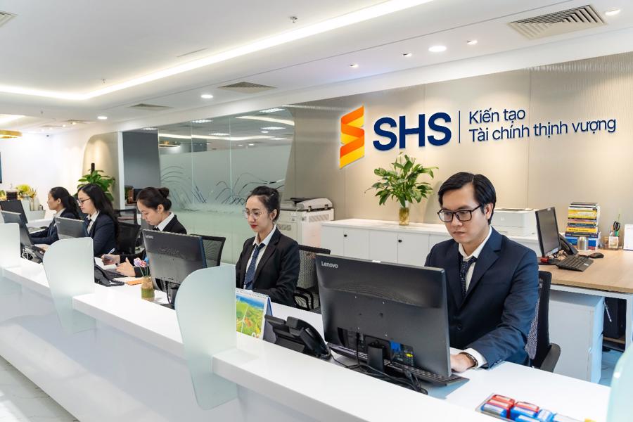 “SHS không chạy theo phí rẻ, chọn cạnh tranh bằng chất lượng dịch vụ” - Ảnh 1