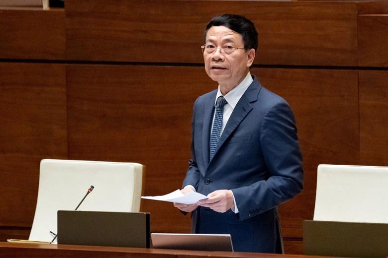 Bộ trưởng Bộ Khoa học và Công nghệ Nguyễn Mạnh Hùng.