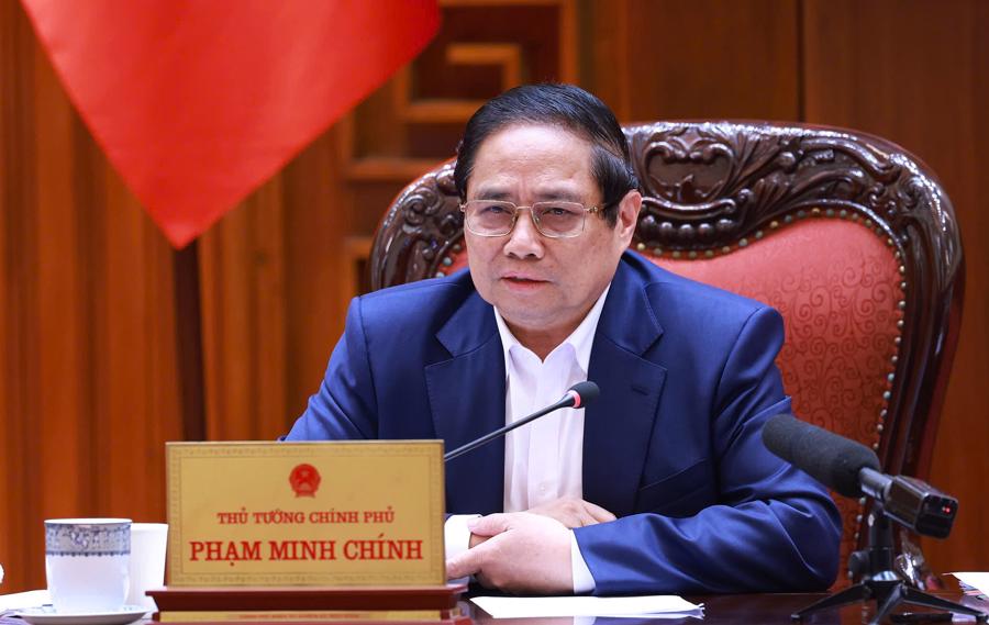 Thủ tướng: Tìm những điểm đột phá để xây dựng 2 nghị quyết của Bộ Chính trị về giáo dục - đào tạo và chăm sóc sức khỏe nhân dân - Ảnh 1