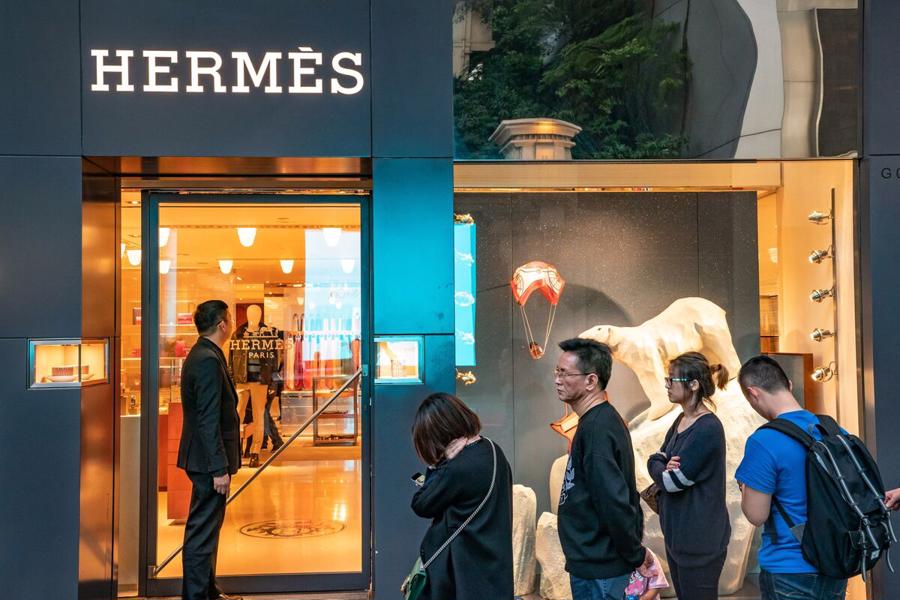 Cổ phiếu LVMH mất đi sự hấp dẫn - Ảnh 2