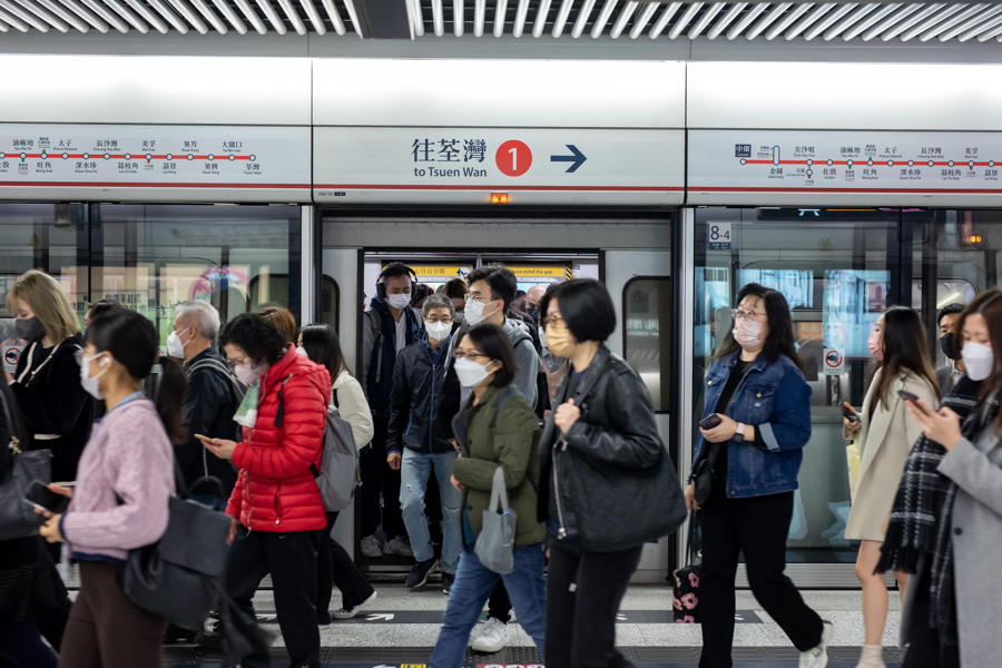 Tại Hong Kong, tình hình dịch bệnh đang được các cơ quan y tế theo dõi sát sao. Ảnh: Business Standard