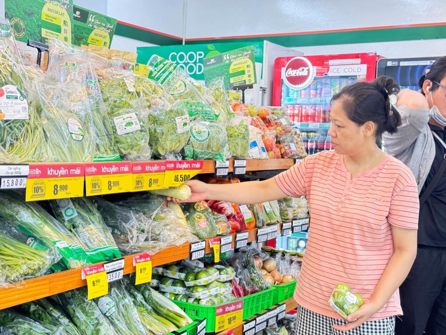 Người tiêu dùng ưu tiên thực phẩm an toàn - Ảnh 3