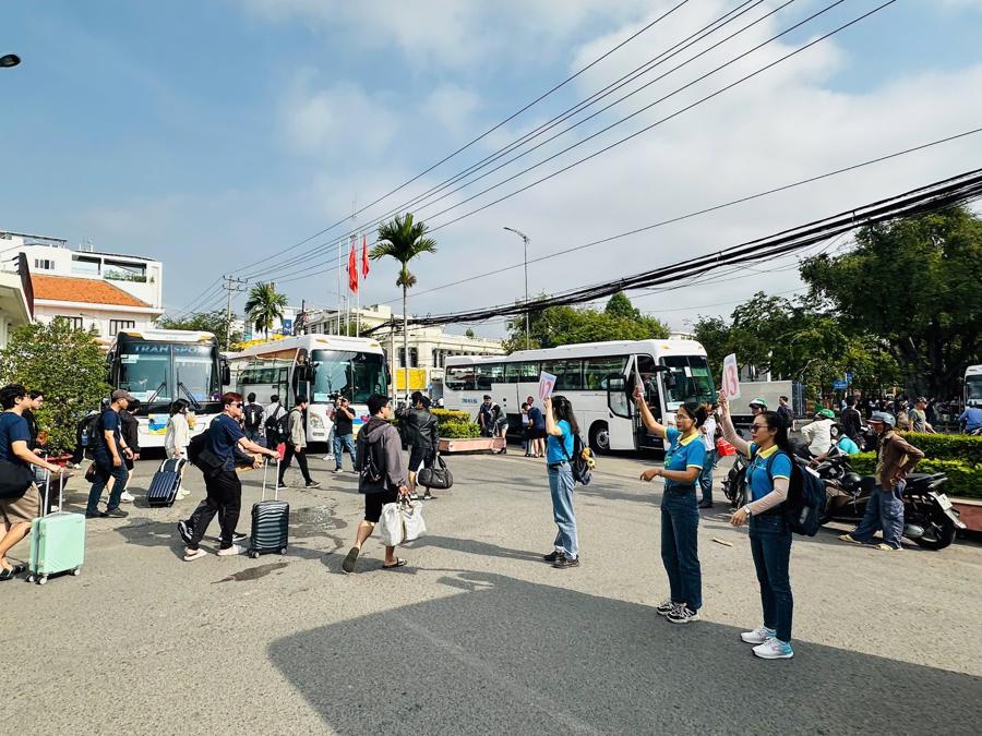 Vé máy bay “dễ chịu”, doanh nghiệp hào hứng bán tour hè - Ảnh 3