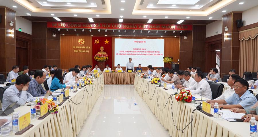 Toàn cảnh buổi làm việc