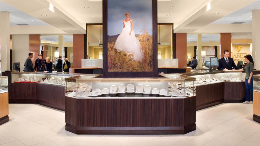 Signet Jewelers vừa b&aacute;o c&aacute;o&nbsp;thu nhập cuối năm đ&aacute;ng thất vọng.