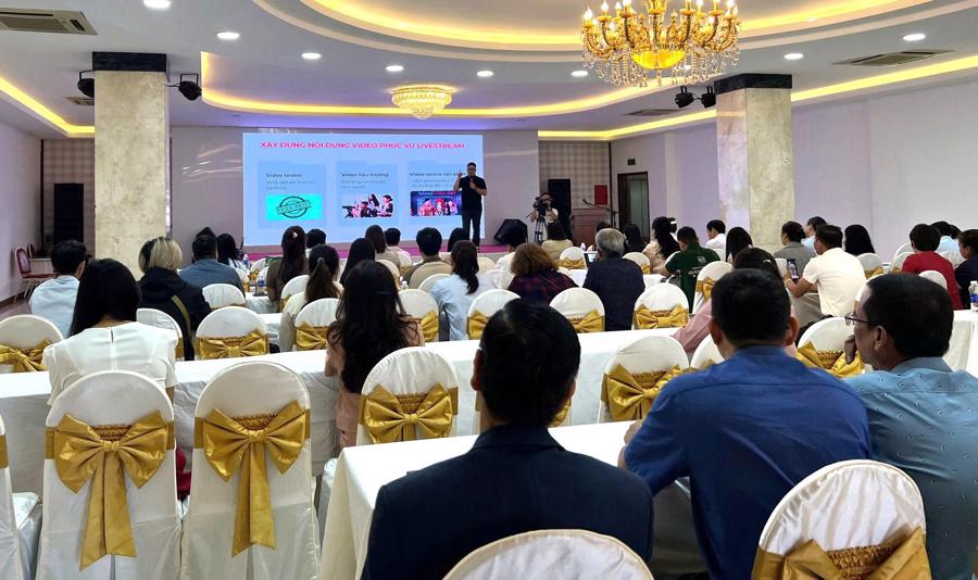 Đưa công nghệ livestream đến vùng sâu, vùng xa - Ảnh 1