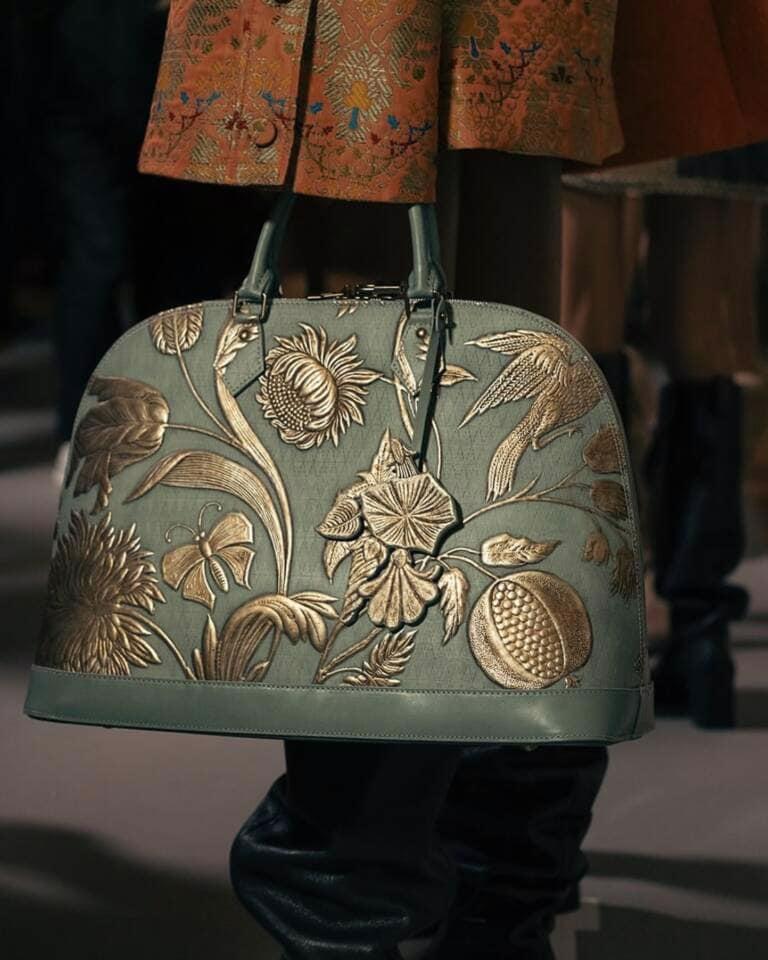 Louis Vuitton Cruise 2026: Lập dị nhưng thực tế - Ảnh 20