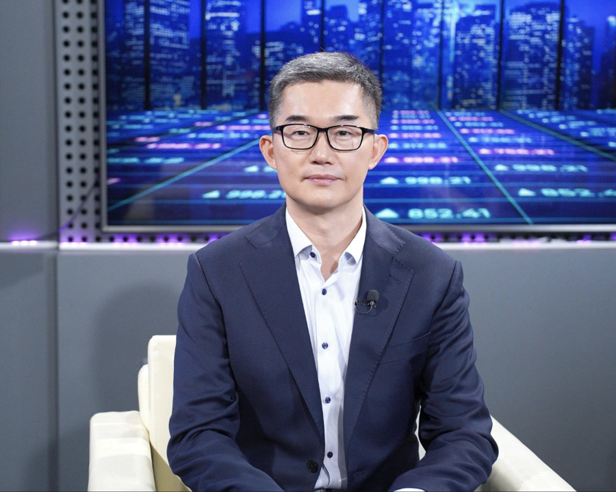Ông Lu Hui Hung, Tổng Giám đốc, Công ty CP Quản lý Quỹ Phú Hưng (PHFM). 