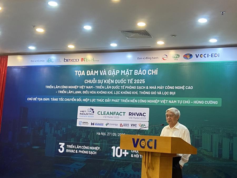 TS. Nguyễn Quân, Nguyên Bộ trưởng Bộ KH&CN, Chủ tịch Hội tự động hoá Việt Nam.