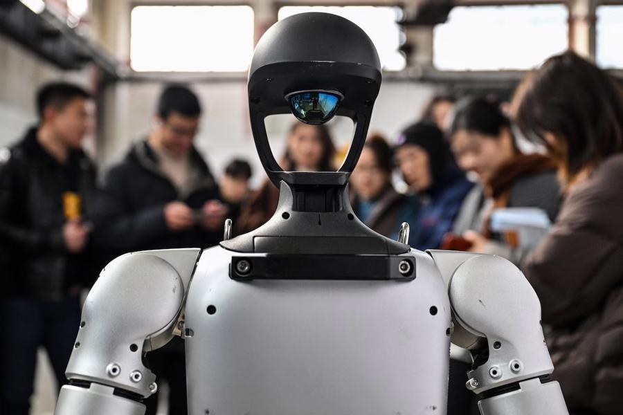 Lao động Trung quốc lo "việc làm bị thu hẹp" khi quốc gia này ngày càng đầu tư nhiều vào robot - Ảnh 2