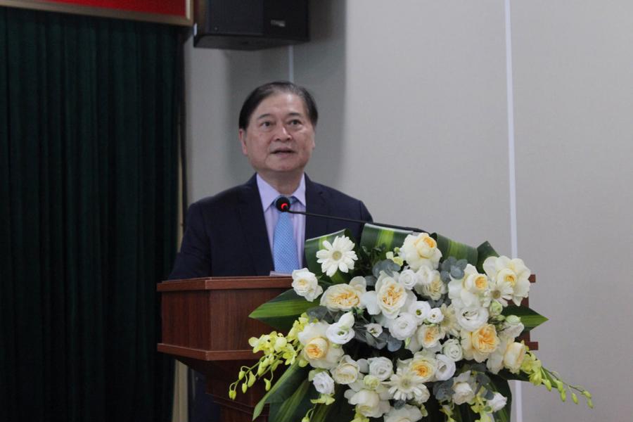 TSKH. Phan Xuân Dũng, Bí thư Đảng ủy, Chủ tịch Liên hiệp Hội Việt Nam phát biểu tại buổi lễ.
